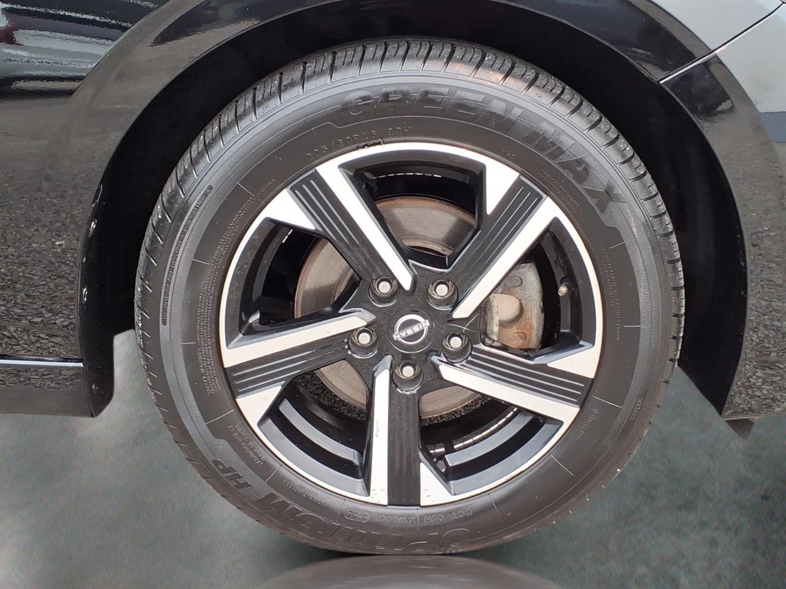 Used 2025 Super Black Kh3 Nissan SV image 10