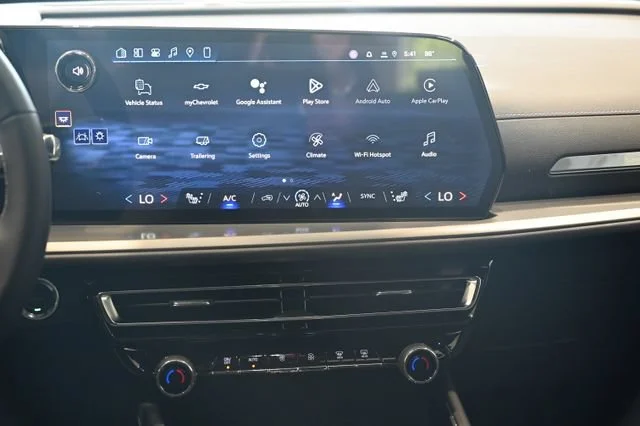 New 2026 Mosaic Black Metallic Chevrolet LT image 15