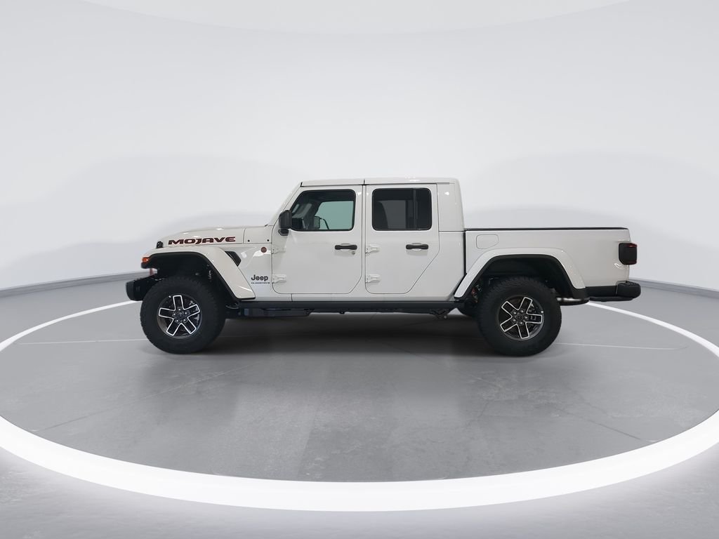 New 2026 Bright White Clear-Coat Exterior Paint Jeep Mojave X image 5