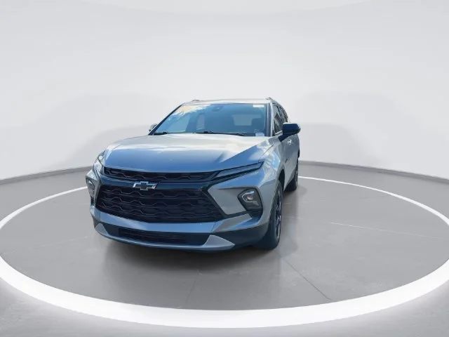 Used 2024 Gray Chevrolet LT image 3