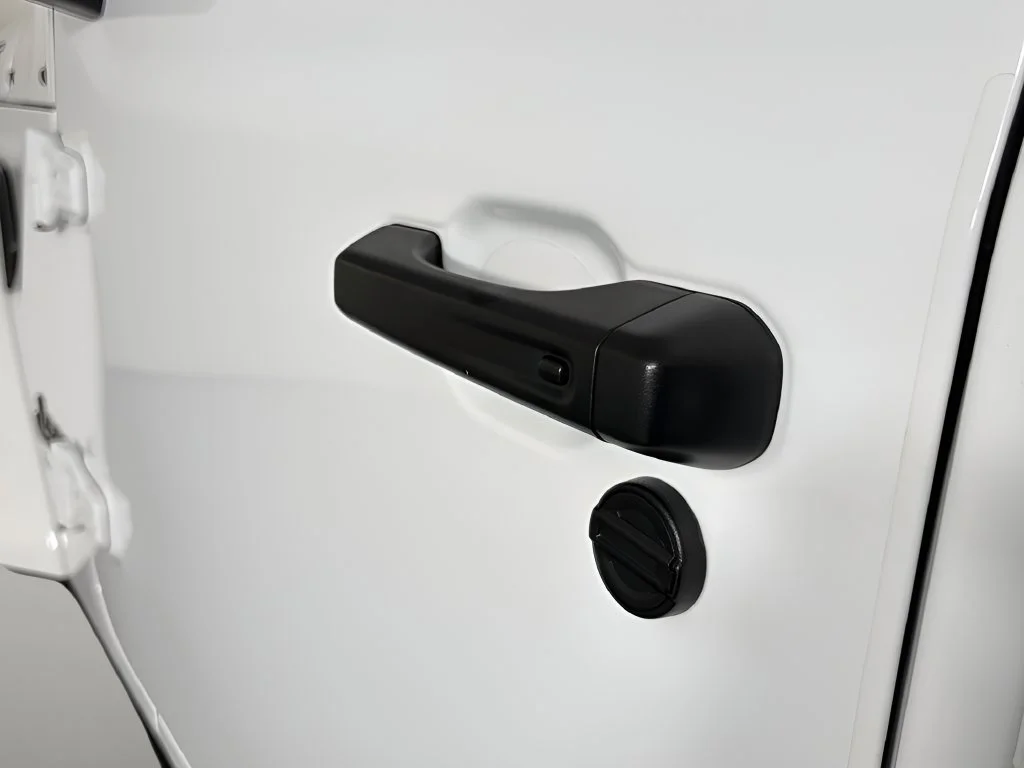 Used 2025 White Jeep High Tide image 41
