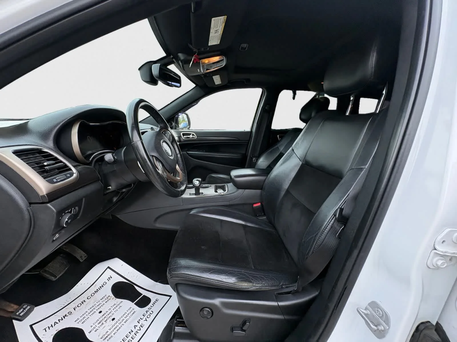 Used 2014 Bright White Clearcoat Jeep Altitude image 11