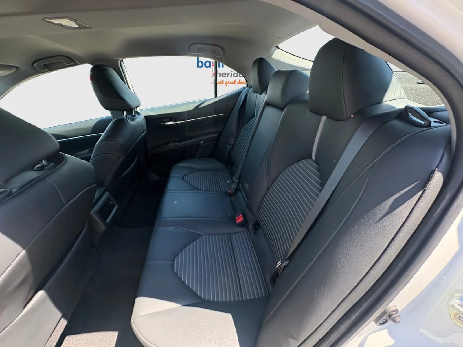 Used 2024 Ice Cap Toyota SE image 20