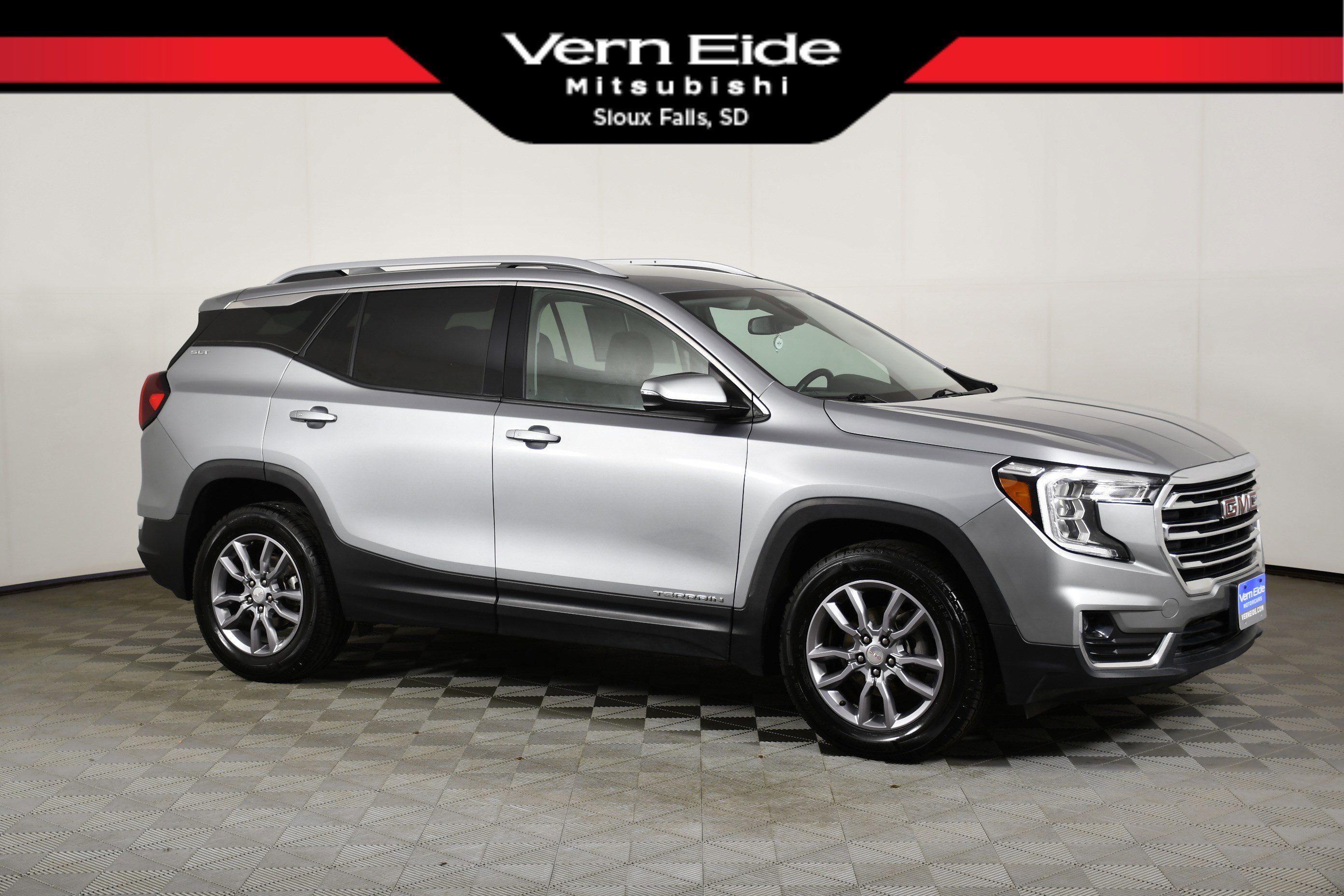 2024 GMC Terrain SLT AWD's photo