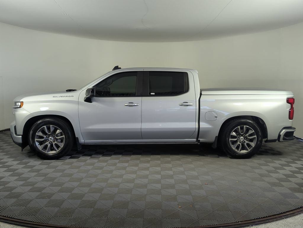 Used 2019 SILVER ICE METALLIC Chevrolet RST image 3
