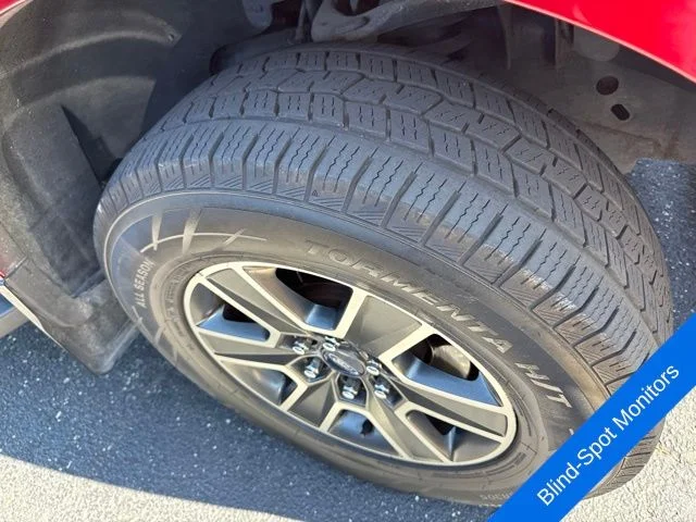Used 2015 Red Ford Lariat image 4