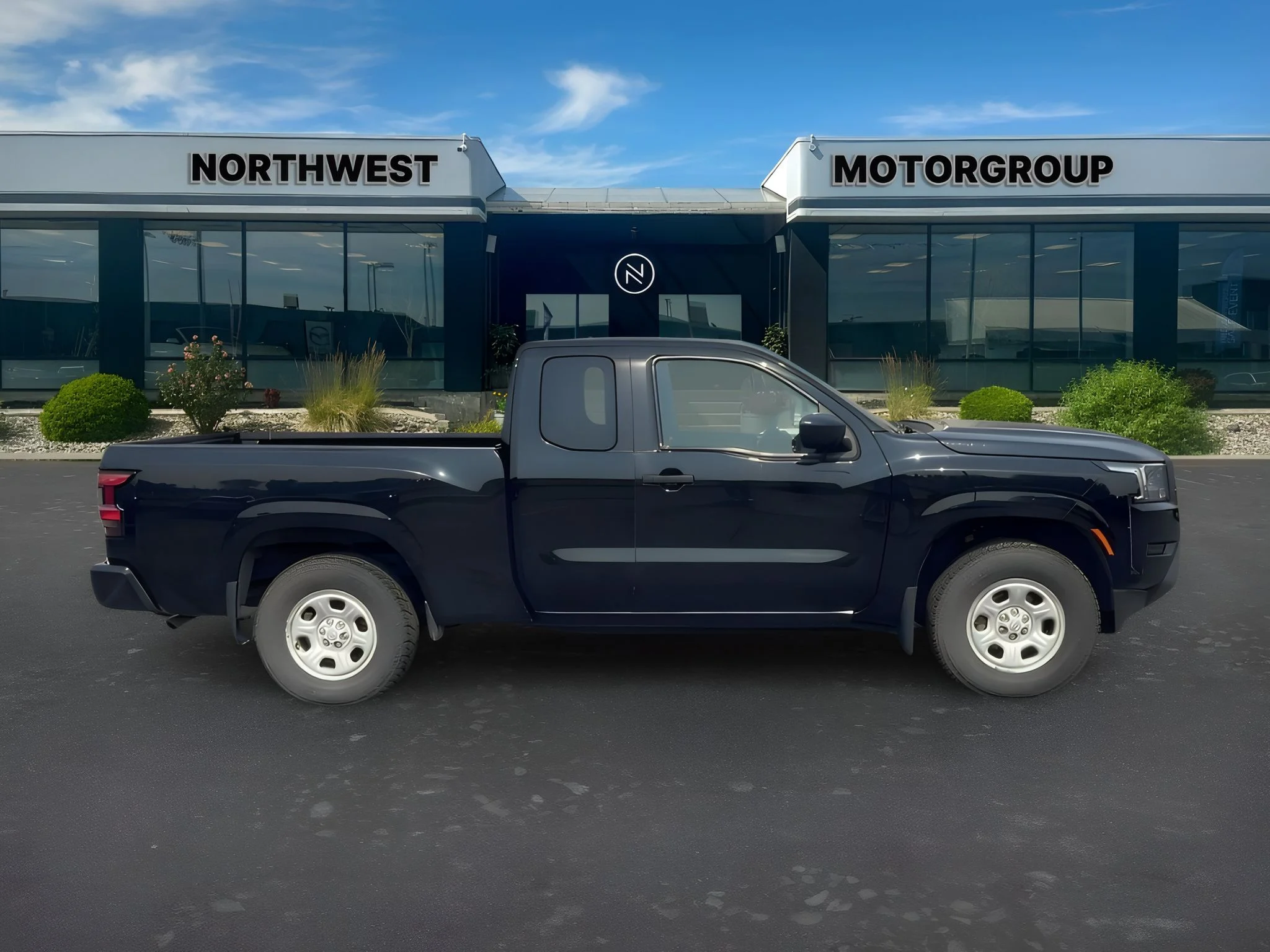 2022 Nissan Frontier S - Photo 8