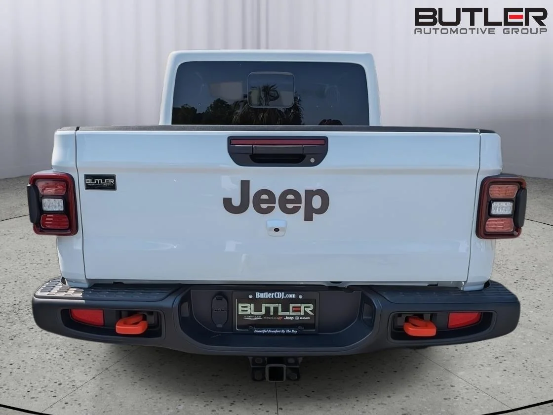 New 2026 Bright White Clearcoat Jeep Mojave image 5