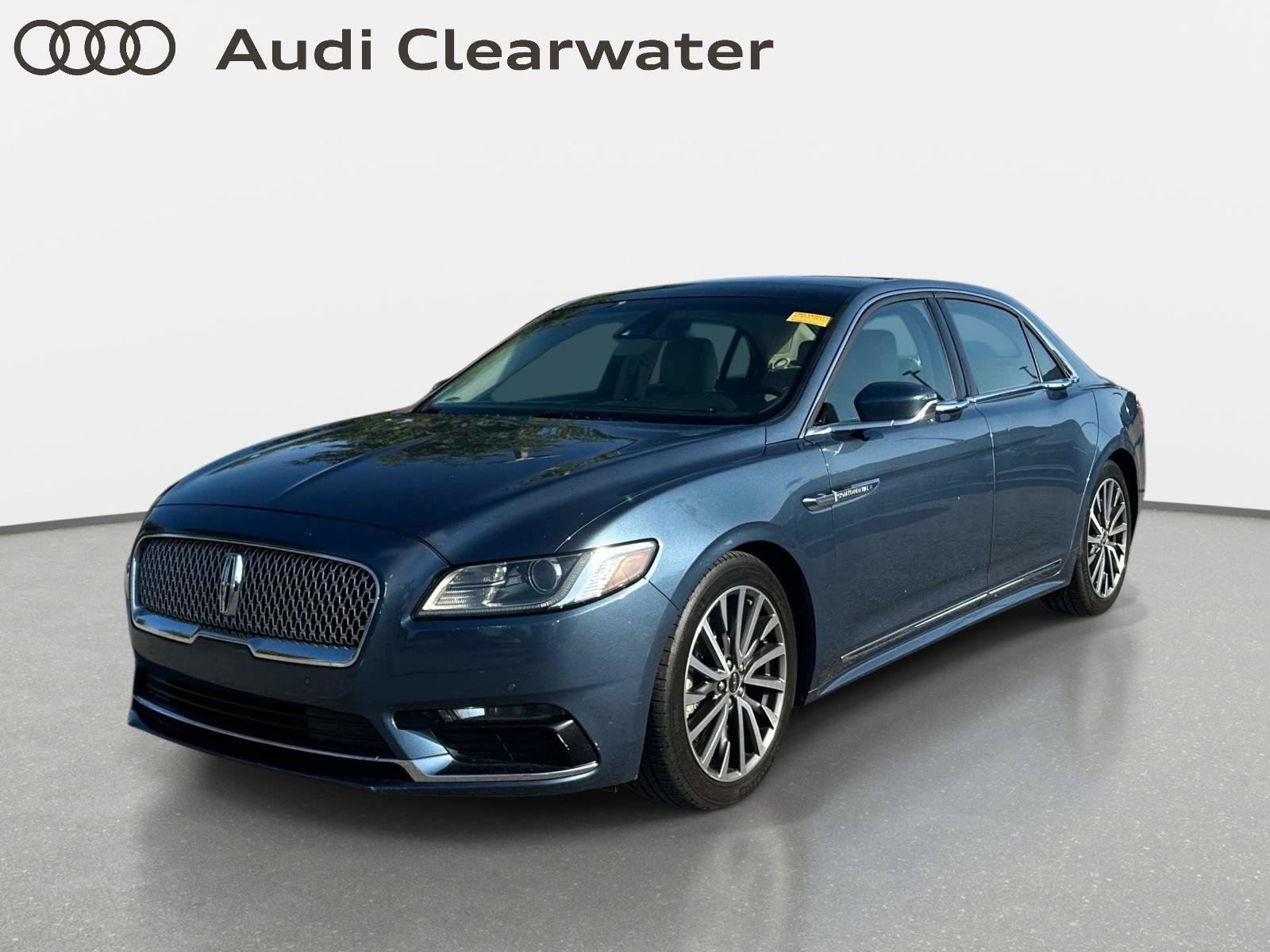 2020 Lincoln Continental FWD's photo