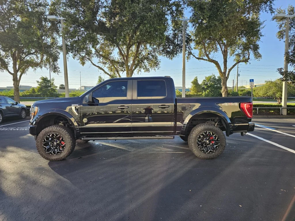 Used 2023 Black Ford XLT image 5