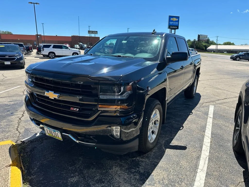 Used 2017 Black Chevrolet LT image 2