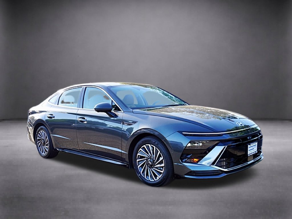 New 2026 Gray Hyundai Limited image 6