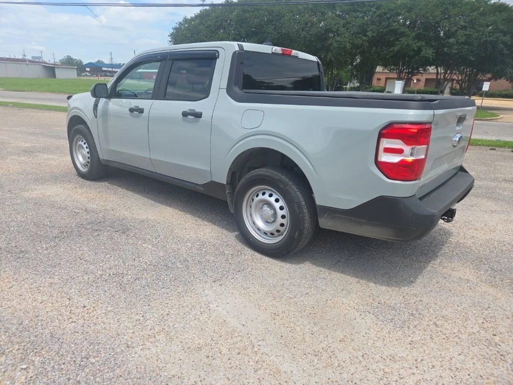 Certified Used 2023  Ford XL image 6