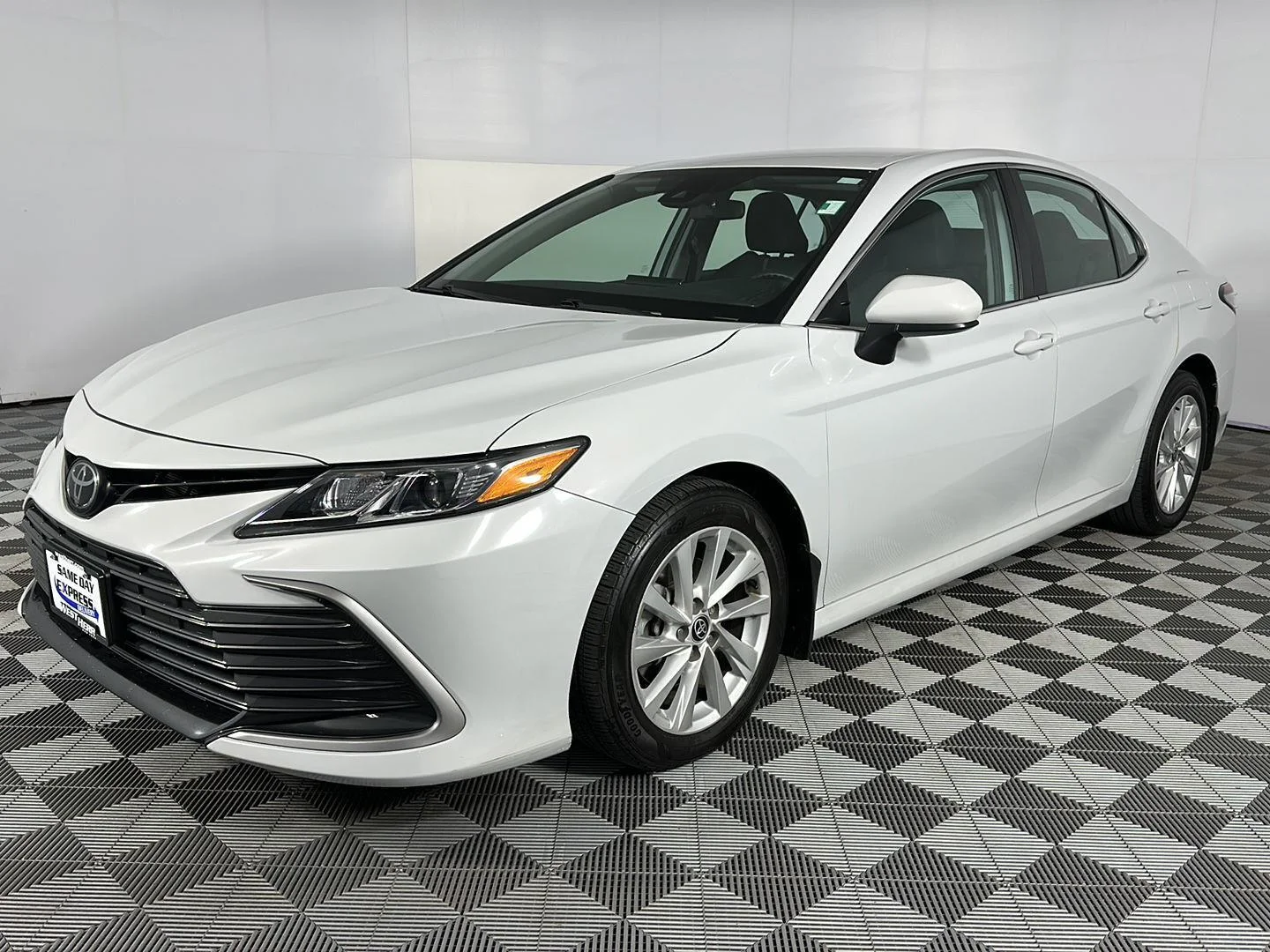Used 2023 Ice Edge Toyota LE image 3