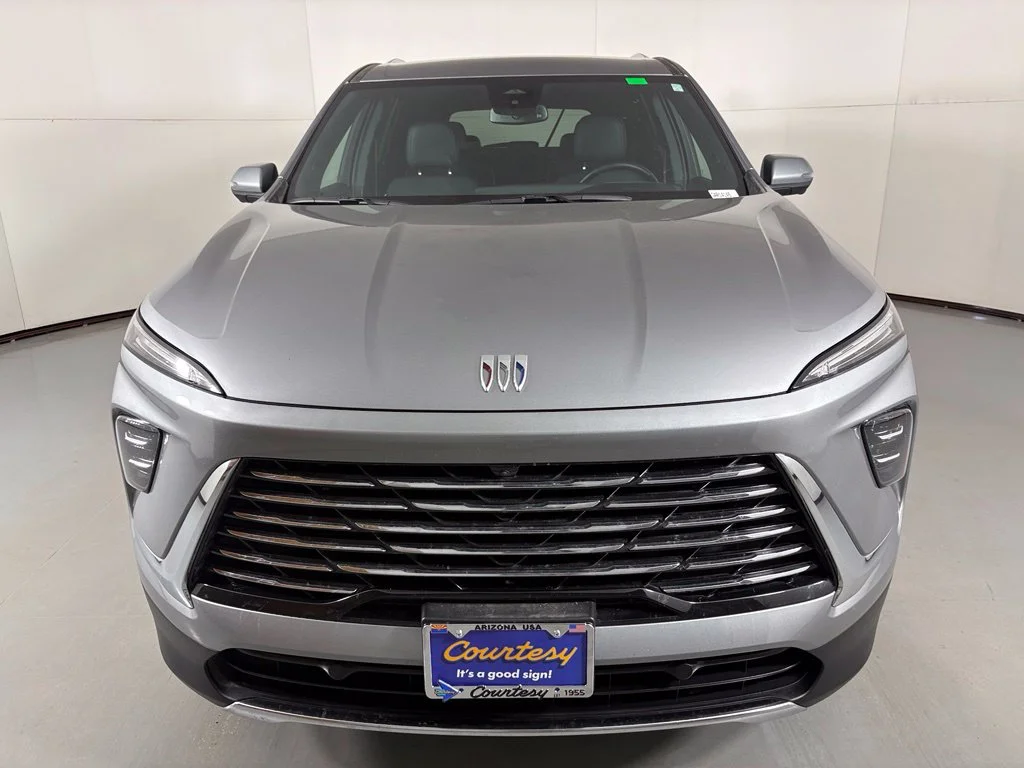 Used 2026 Gray Buick Preferred image 3