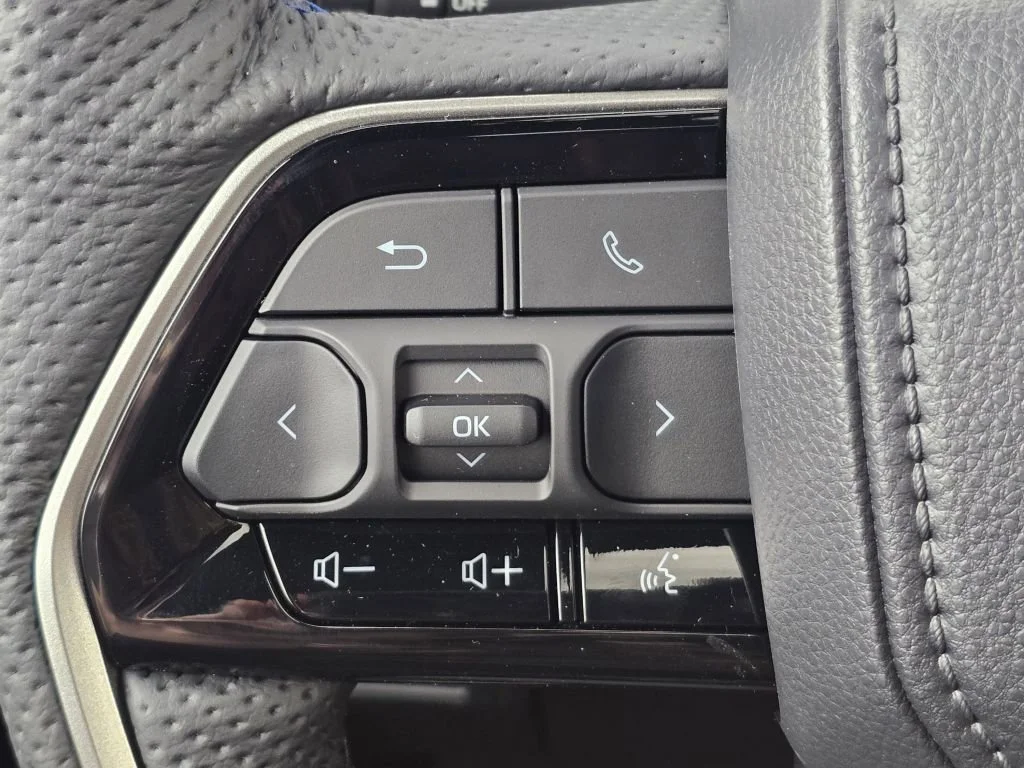 2026 Toyota Tundra Platinum - Photo 18
