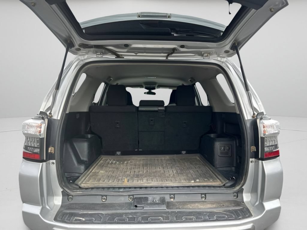 Used 2016 Classic Silver Metallic Toyota Trail image 8