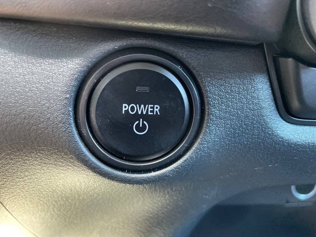 Used 2026 Wind Chill Pearl Mazda Premium image 25
