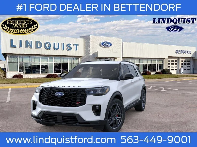 New 2026 Star White Metallic Tri-Coat Ford ST image 2