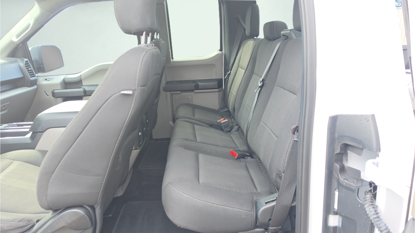 Used 2018 Oxford White Ford XL image 20