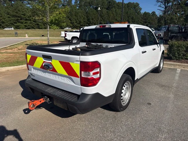 Used 2024  Ford XL image 19