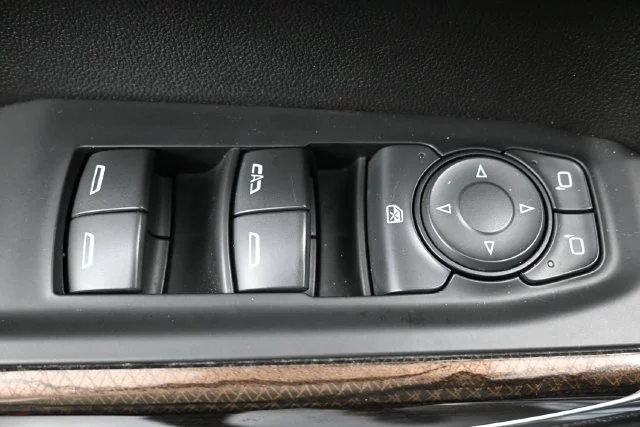 Used 2020 SATIN STEEL METALLIC Chevrolet RST image 12