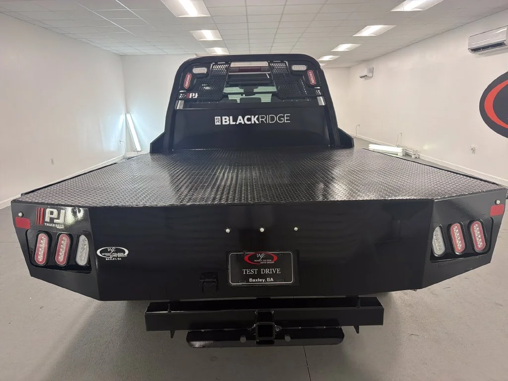 Used 2025 White Chevrolet Work Truck image 7