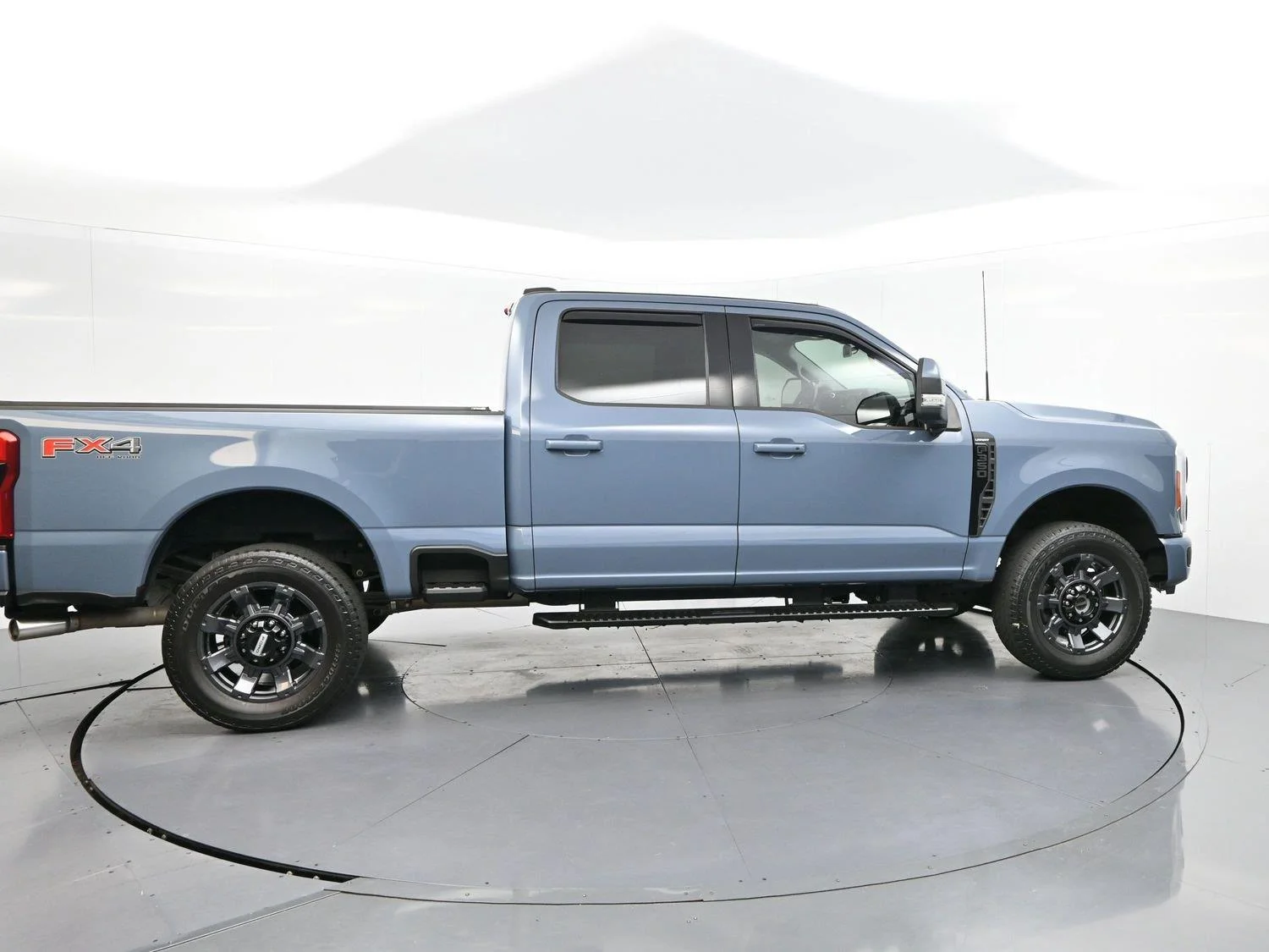 Used 2023 Azure Gray Metallic Tri-Coat Ford Lariat image 8