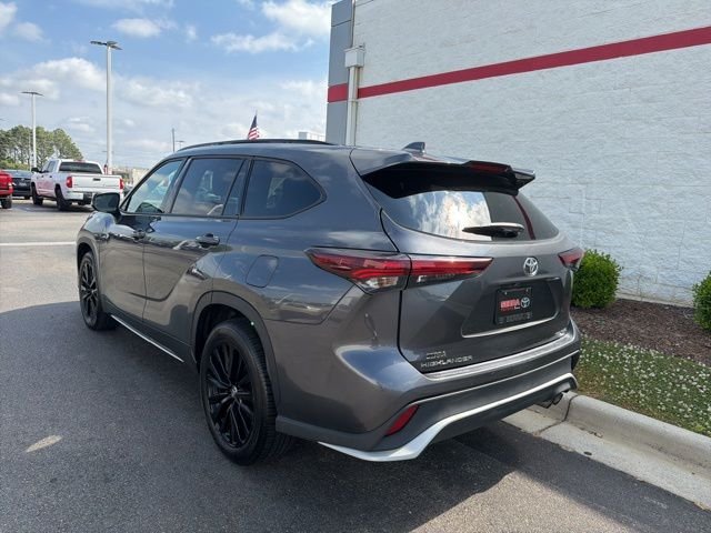 Used 2025 Gray Toyota XSE image 7