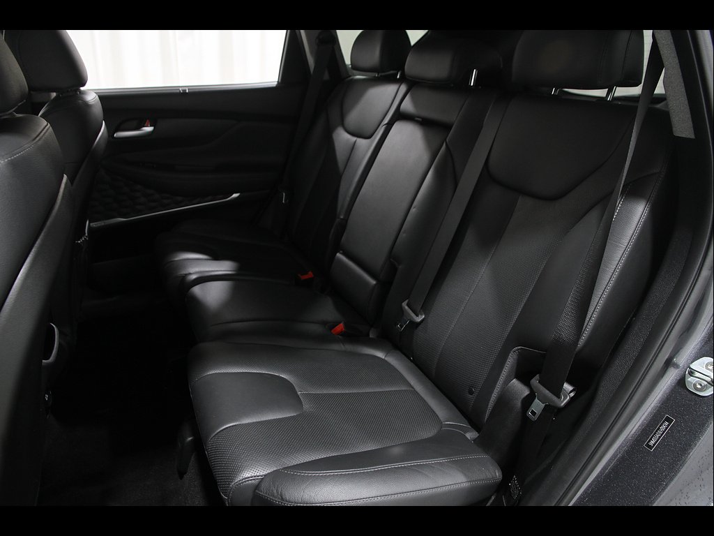 2020 Hyundai Santa Fe Limited - Photo 19