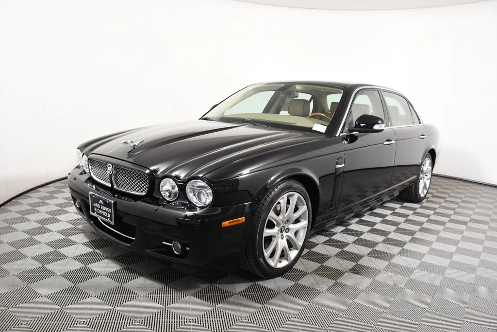 2009 Jaguar XJ Series XJ8 L