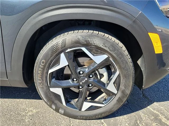 Used 2025 Gravity Gray KIA S (IVT) Front-Wheel Drive image 7