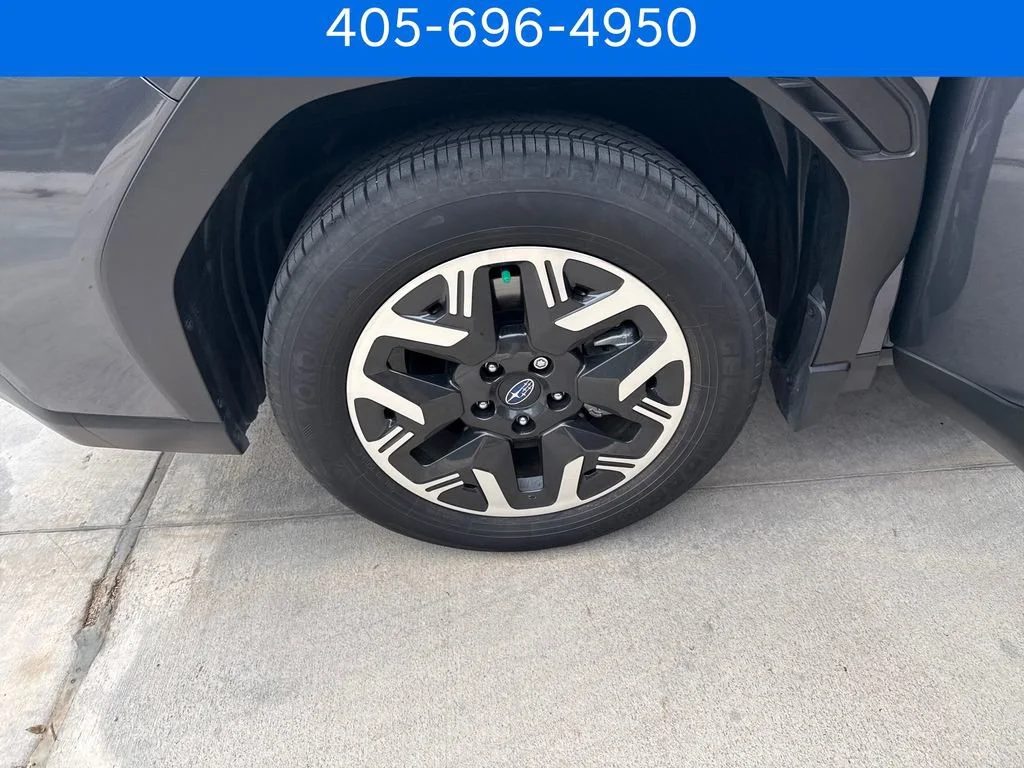 Pre-Owned 2025 Subaru Forester Premium