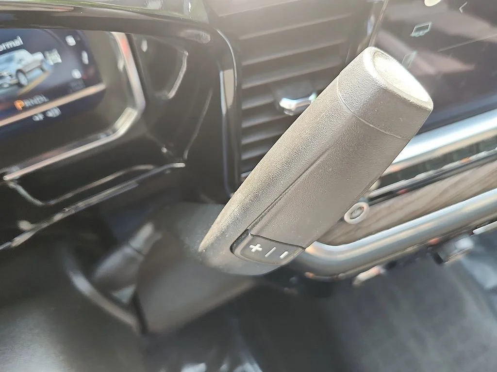 2022 Chevrolet Silverado 1500 LT - Photo 14