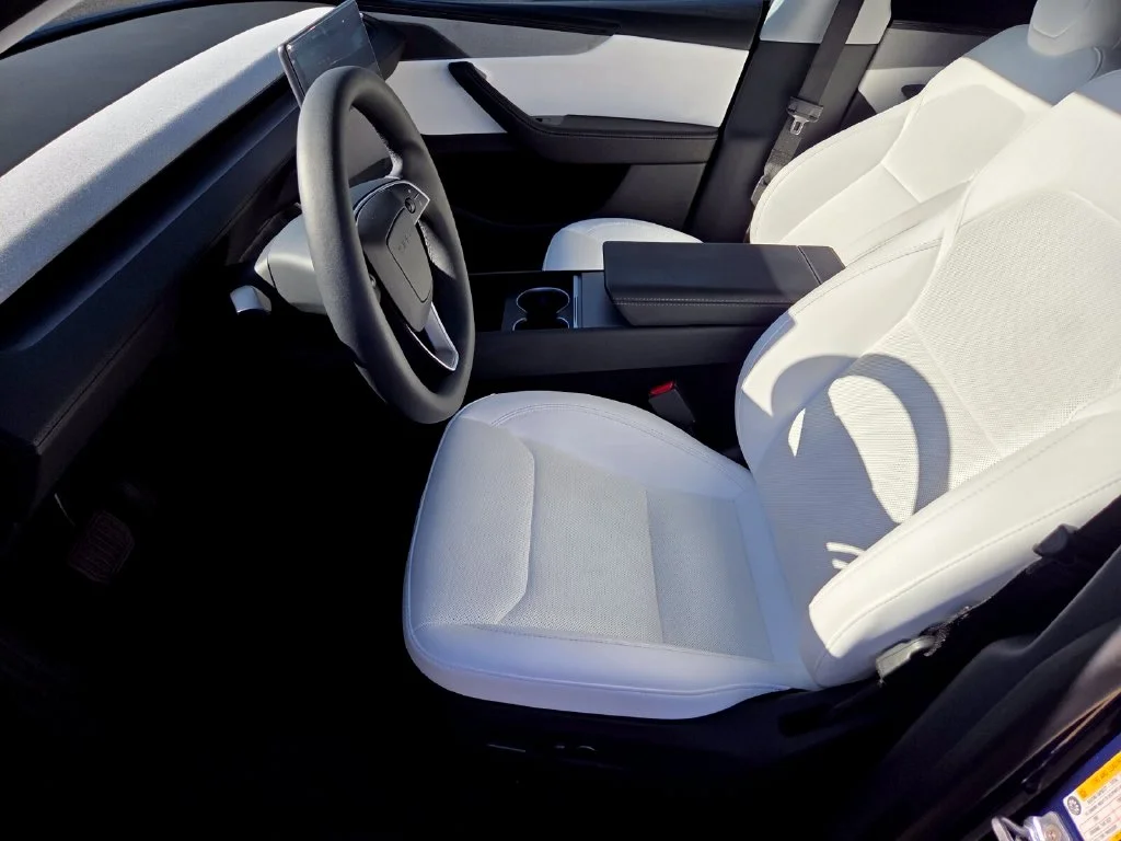 Used 2026  Tesla Long Range image 13