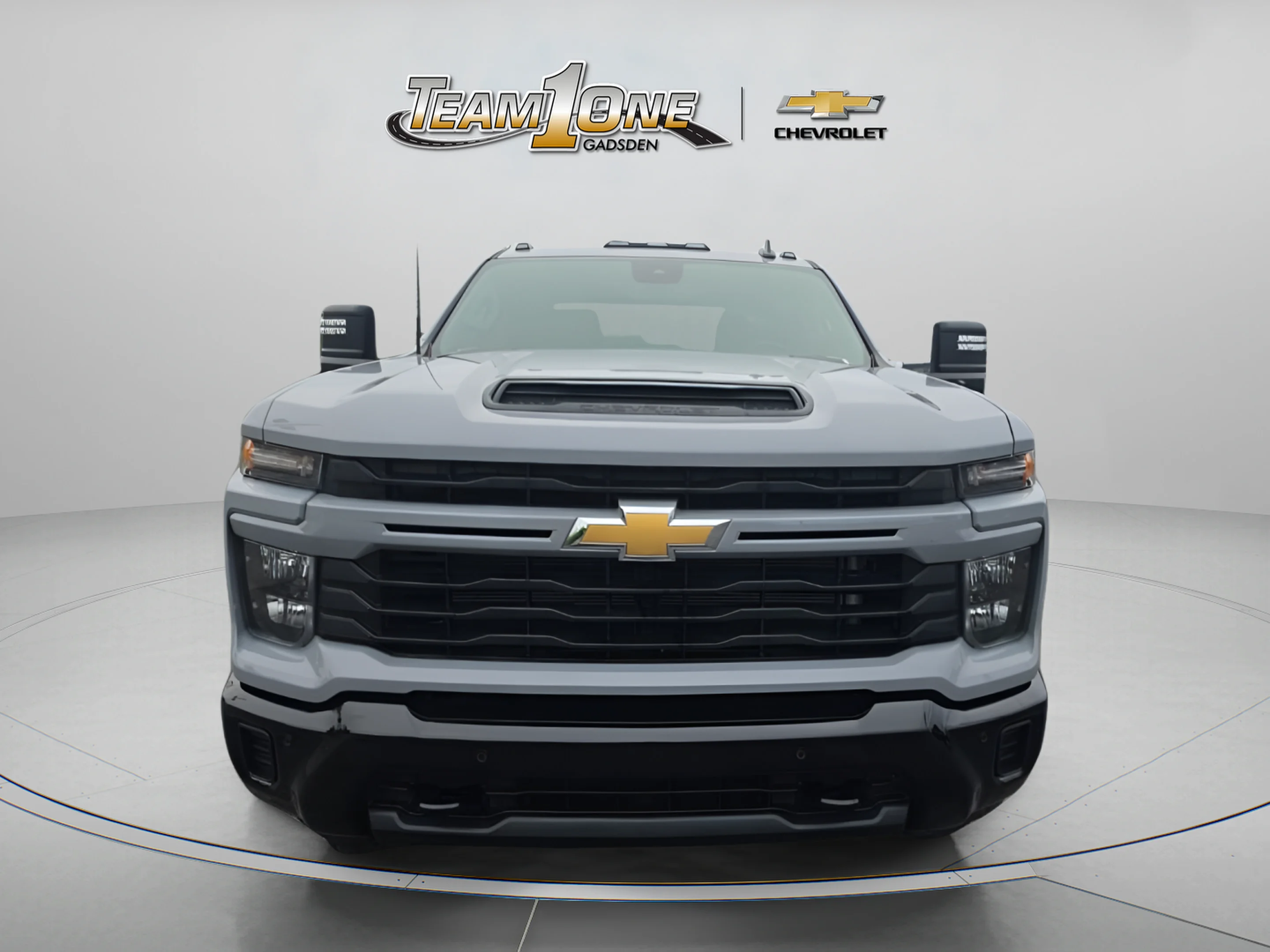 Used 2025 Slate Gray Metallic Chevrolet Custom image 2