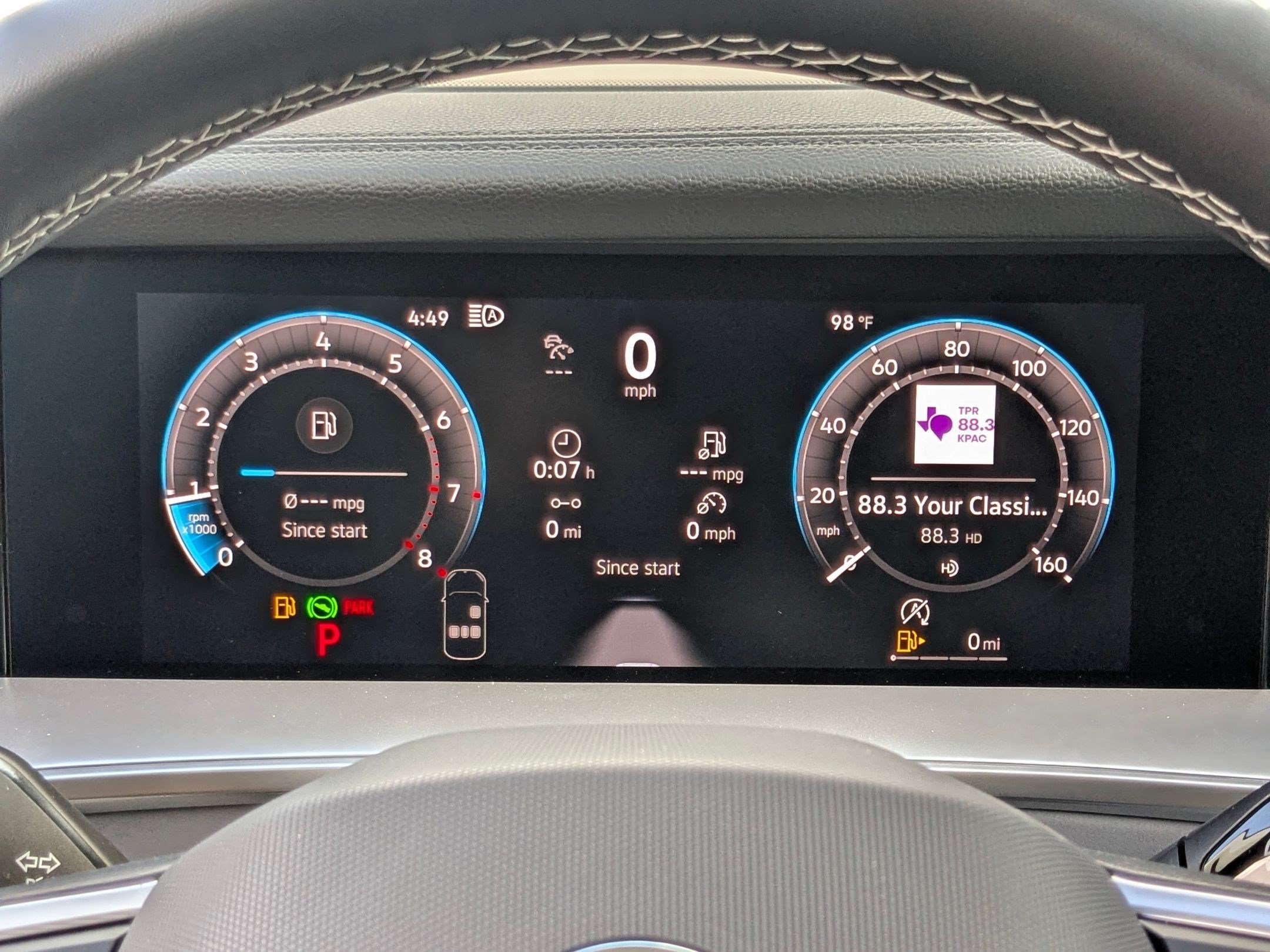 New 2026 Pure White Volkswagen SE image 10