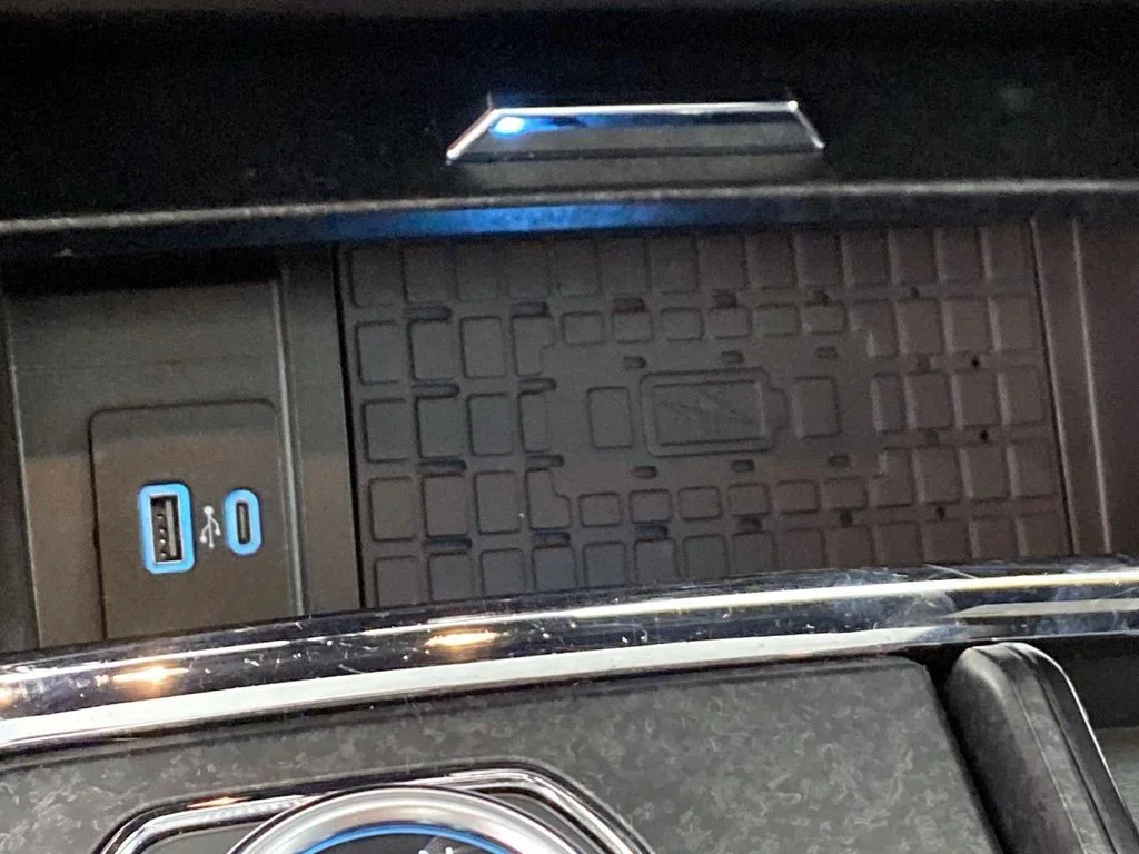Used 2024 Black Ford Limited image 19