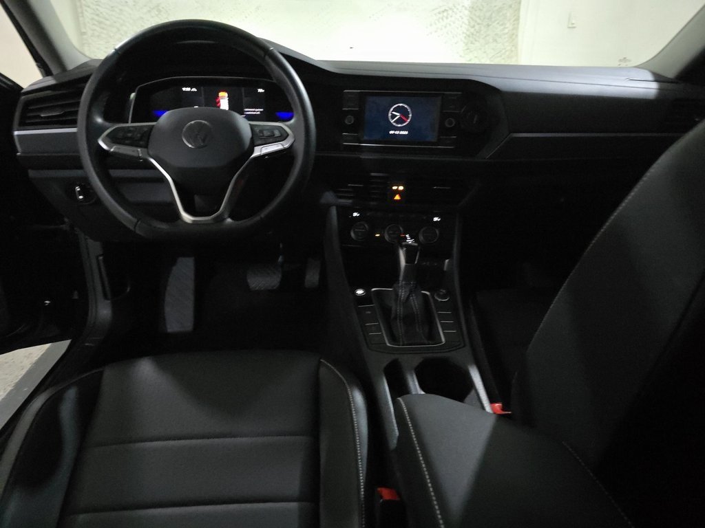 2024 Volkswagen Jetta 1.5T SE photo 3