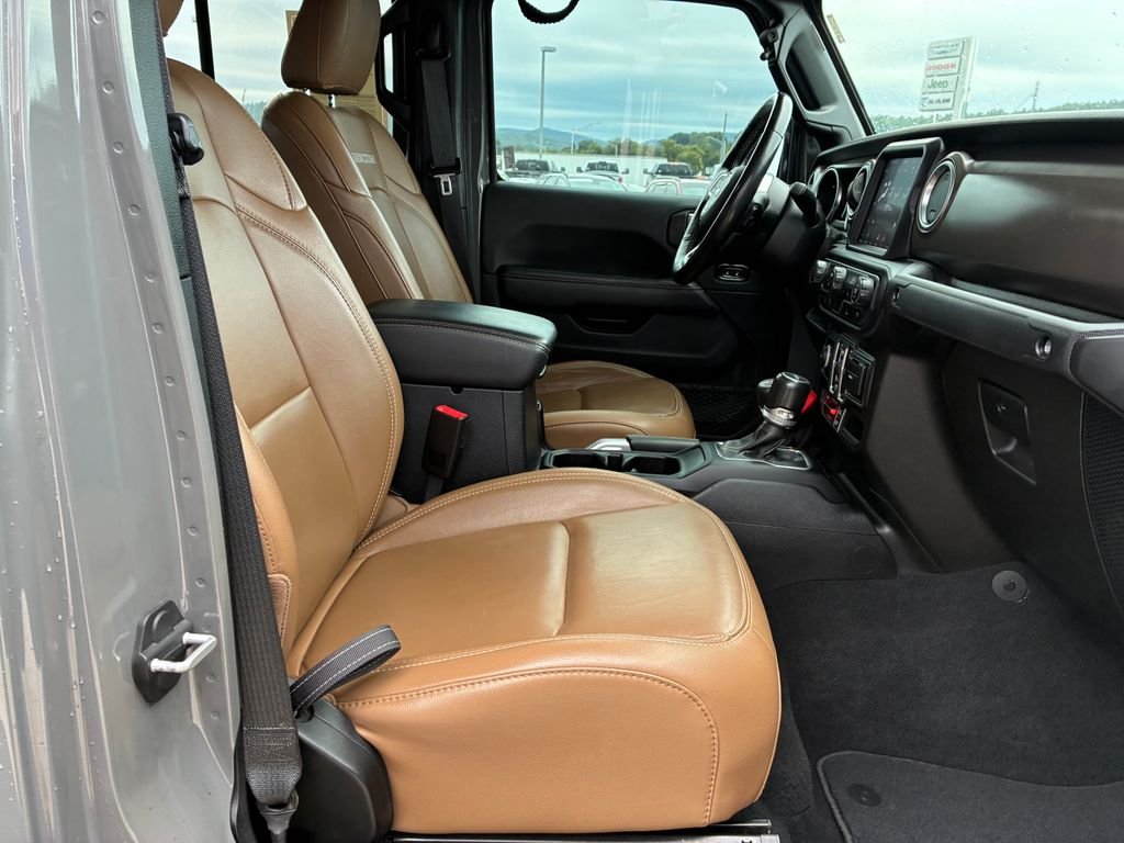 Used 2020 Gray Jeep Rubicon image 20