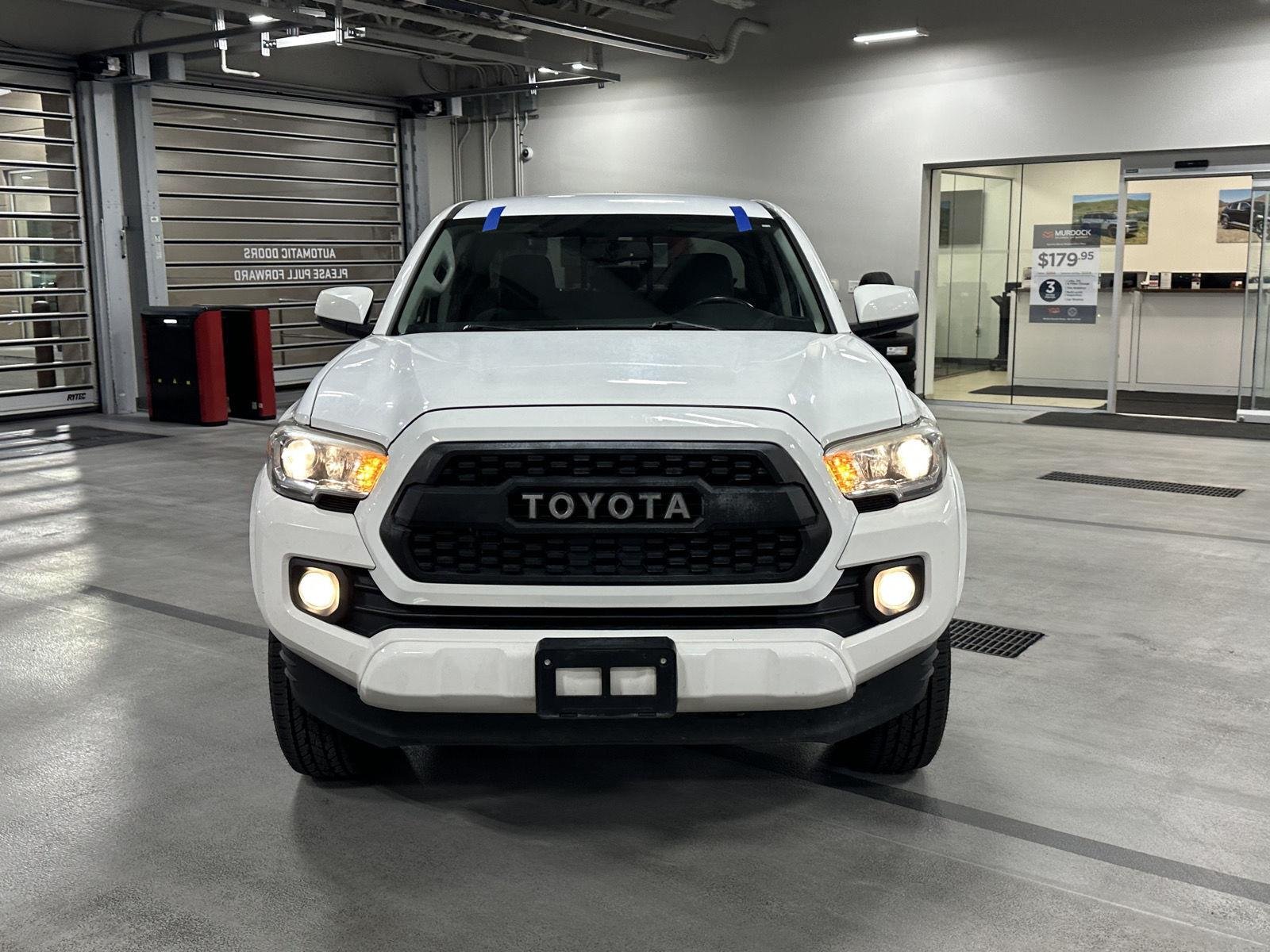2017 Toyota Tacoma SR5 - Photo 11