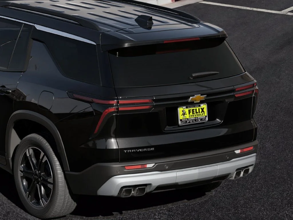 New 2027 Mosaic Black Metallic Chevrolet LT image 7