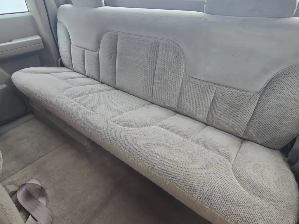 Used 1996  GMC SL image 26