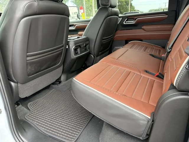 New 2026 Glacier White Tricoat GMC Denali Ultimate image 15