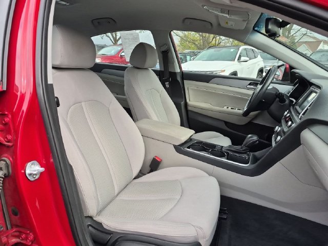 Used 2019 Red Hyundai SEL image 29