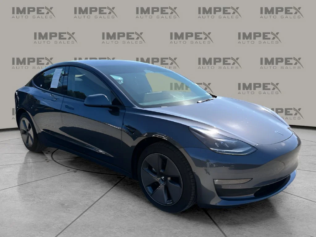 Used 2022 Gray Tesla Long Range image 7