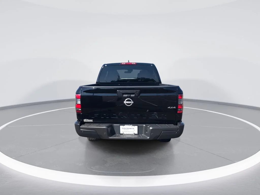 Used 2025 Black Nissan S image 7