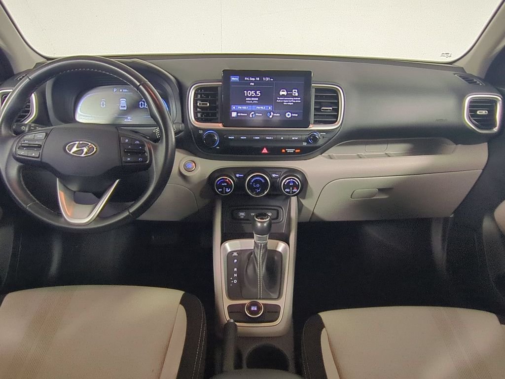 2025 Hyundai Venue SEL - Photo 21