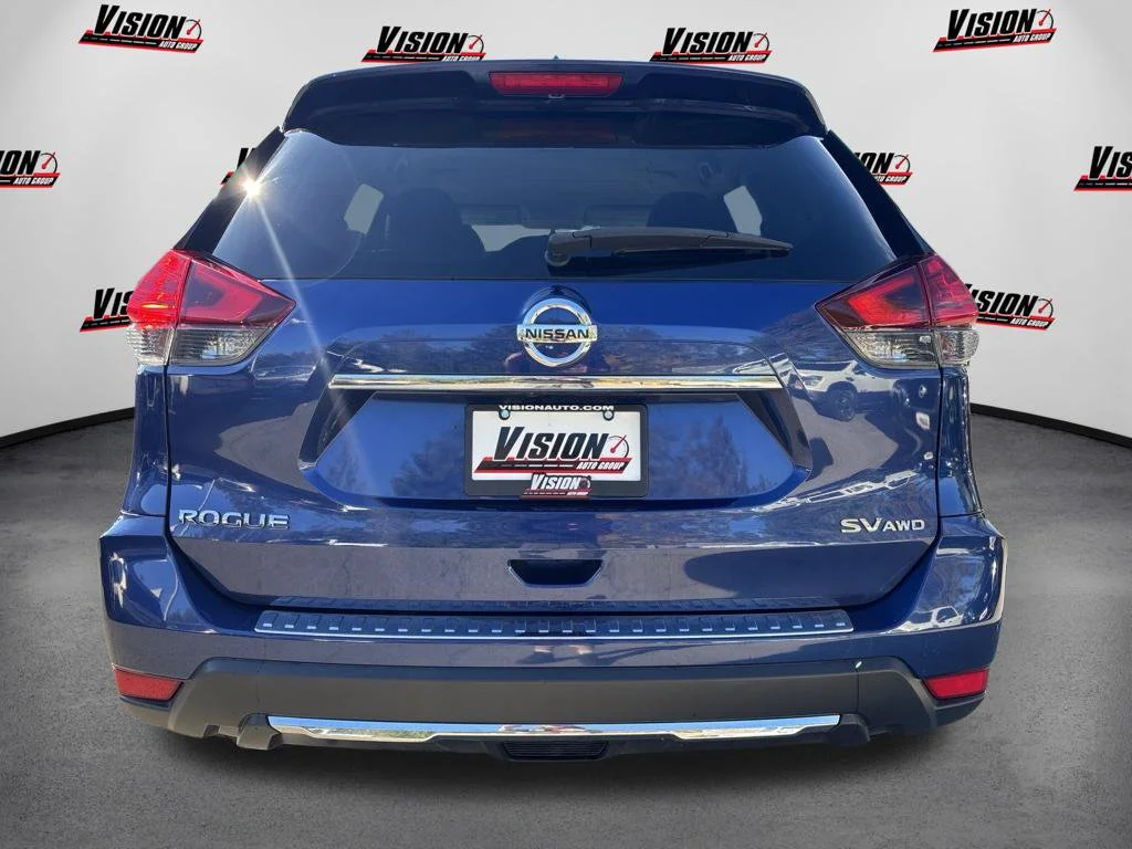 Used 2017 Blue Nissan SV image 6