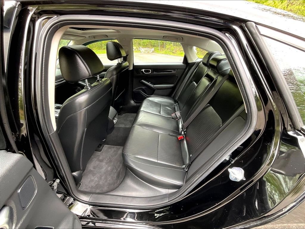 Used 2023 Black Honda Touring image 15